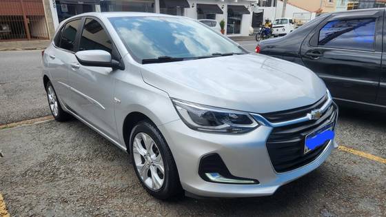 CHEVROLET ONIX 1.0 TURBO FLEX PREMIER AUTOMÁTICO